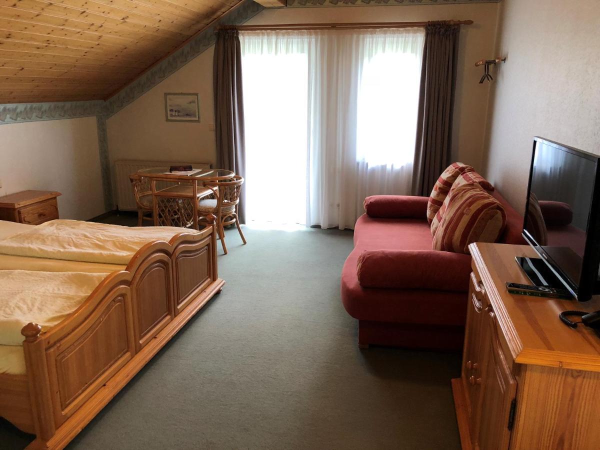 Gaestehaus Rehwinkel 알렌바크 외부 사진